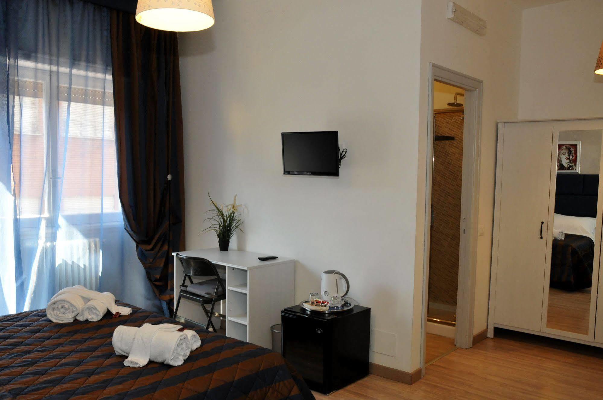 Check-inn Bed & Breakfast Rom
